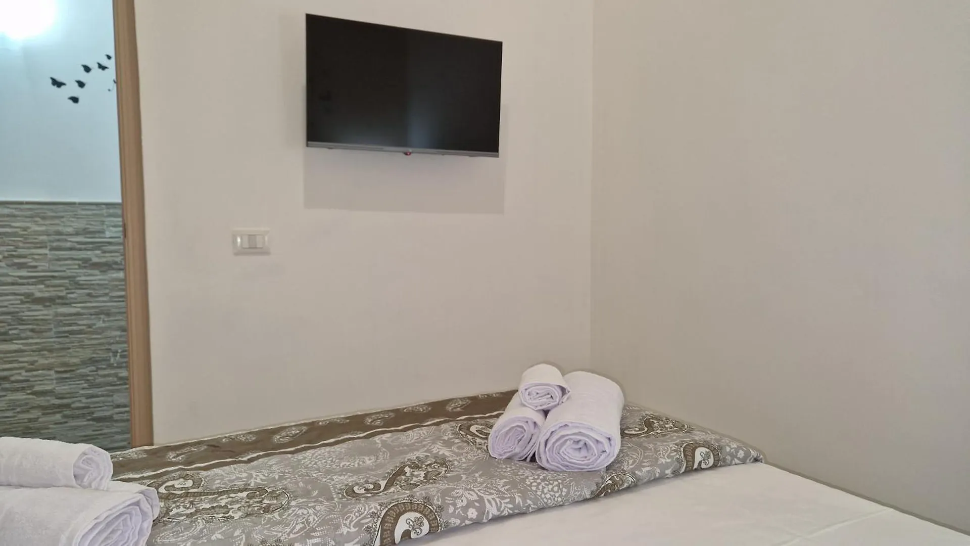 Apartment The Brothers House Appartamento Alla Zisa Palermo Italy